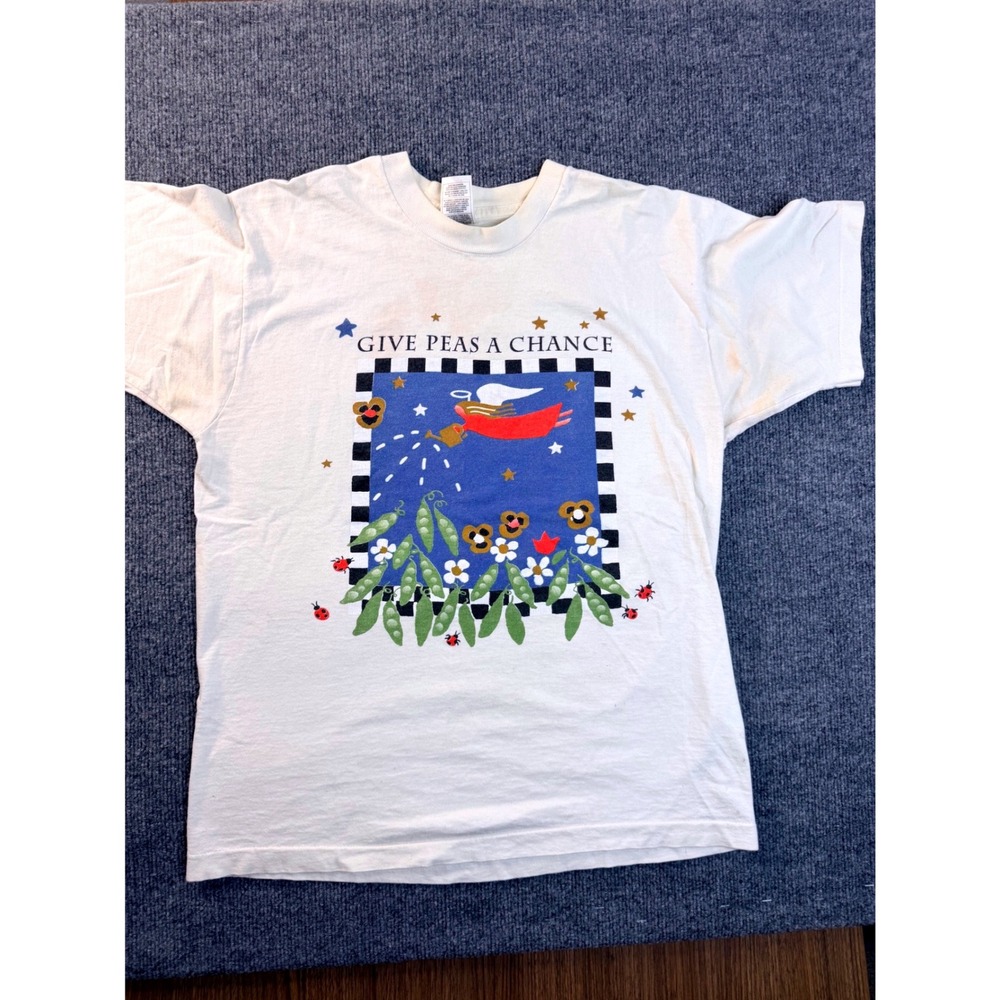 Vintage Fruit of the Loom Give Peas a Chance Graphic Tee L Cream Cotton